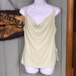 SALE 💗 3 for $20 Drape Neck Top